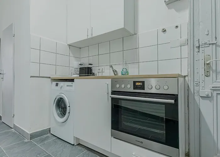 Modern 1br Near Schoenbrunn & Westbahnhof